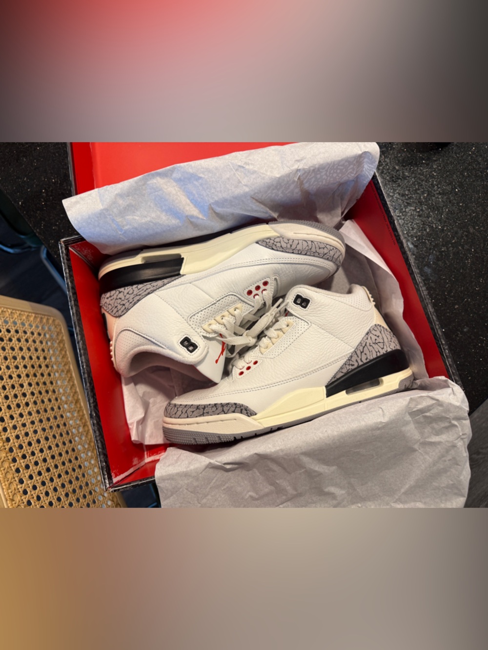 white cement jordan 3s amazing condition